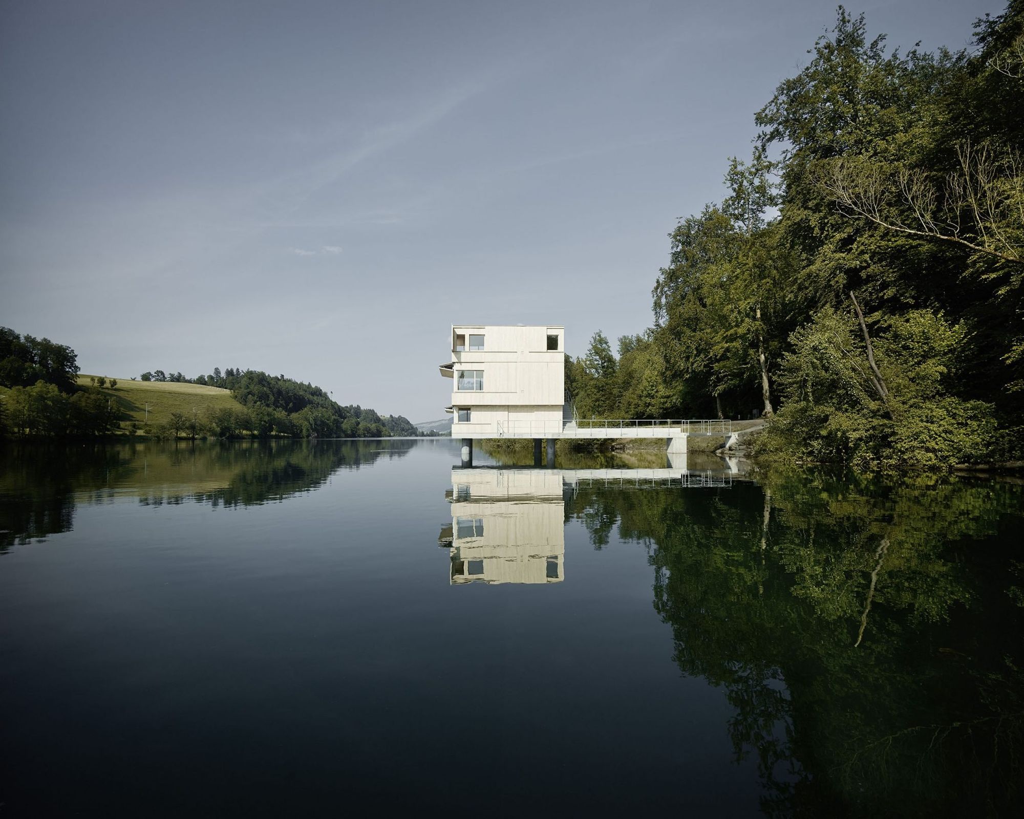 Lake Rotsee Refuge by AFGH Architekten firm
