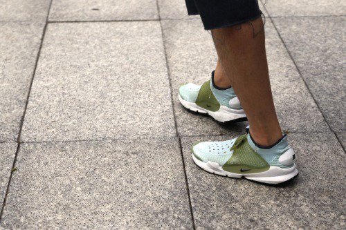 Seafoam Nike Running Slip On shoe Sock Dart