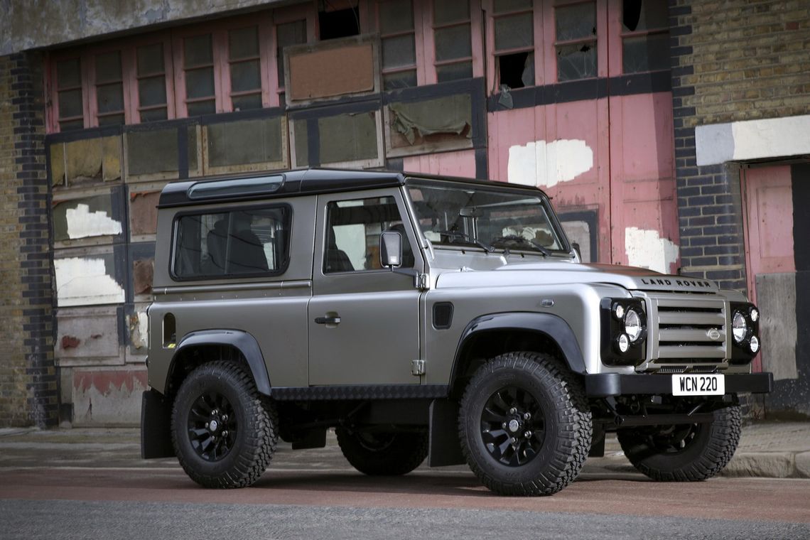 Land Rover Defender XTECH